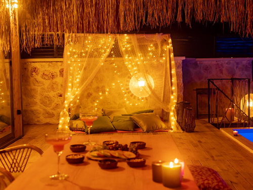  gece  -  Kasım
  | Kalkan Akbel’de Kısmi Deniz Manzaralı & Jakuzili Balayı Villası | Ücretsiz Kahvaltı ve Site Avantajlı Tatil Evi